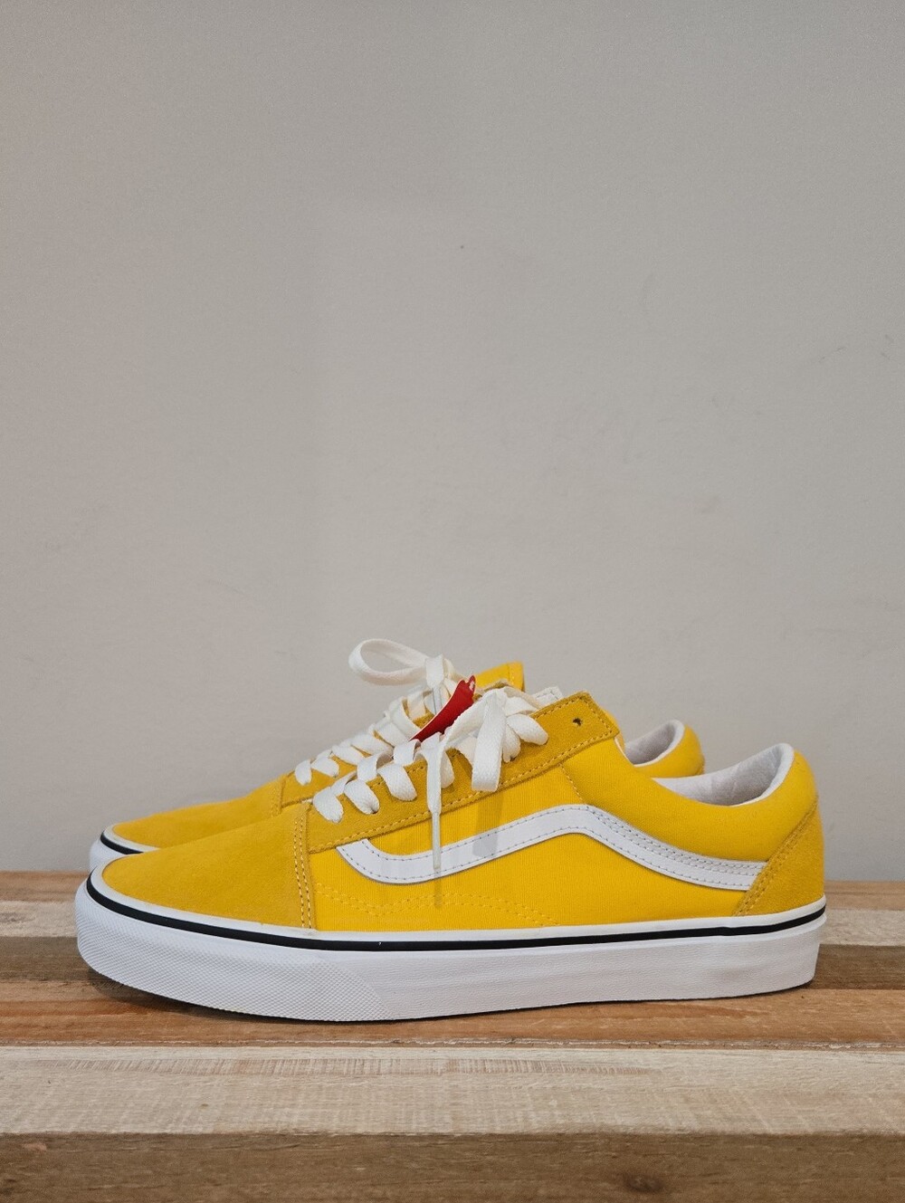 Vans Old Skool Cyber Yellow White Skate Shoe Sneaker Women's 10 5 Men's 9